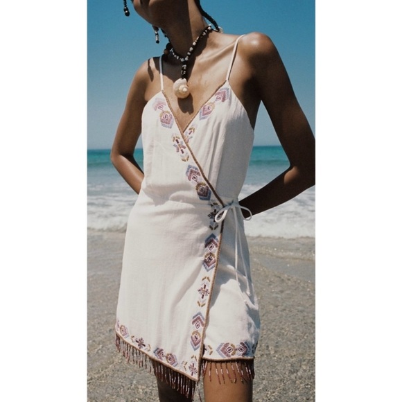 Zara Embroidered Dress - Picture 4 of 4